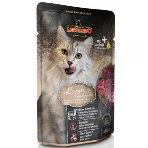 Leonardo Lamb with Cranberries