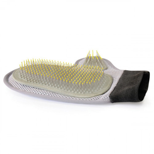 Массажная перчатка зубьями, в ассортименте 